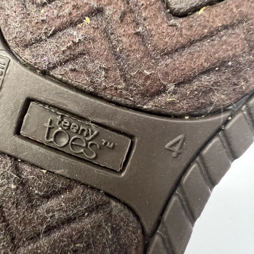 Teeny Toes- Baby Brown Boots- Size:4,‎ Pre-Owned